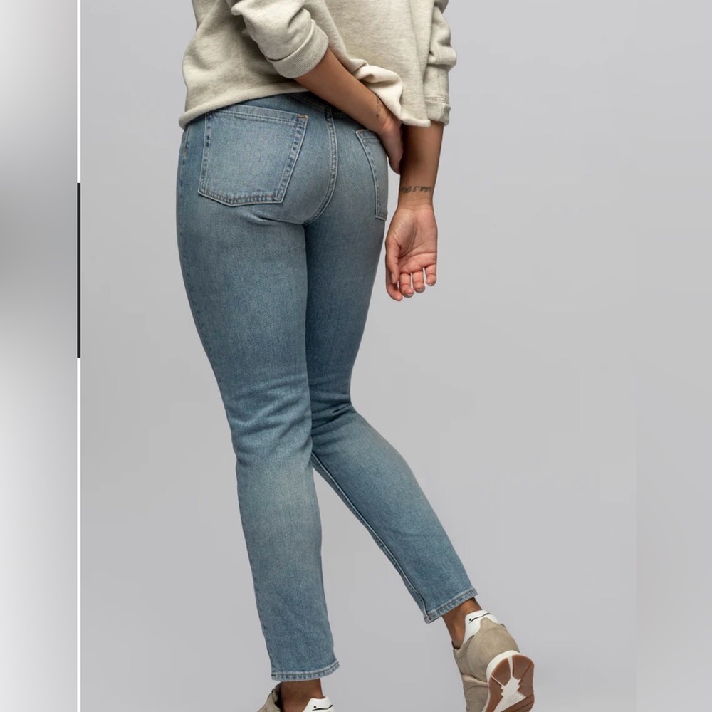 RevTown Straight Leg Jeans 28